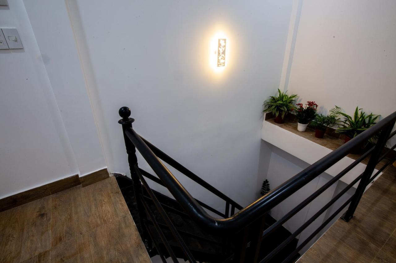 5.T Hostel Hue Esterno foto